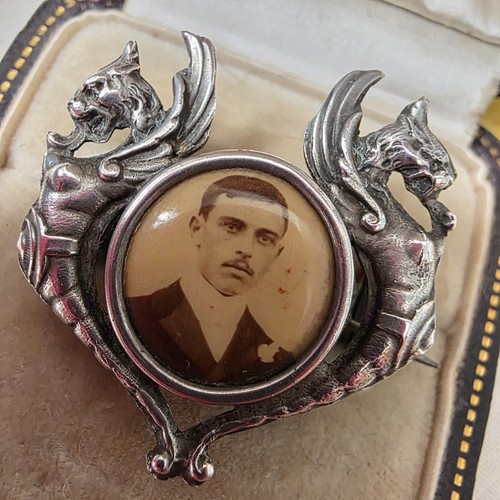 Superbe broche porte photo - superbe, porte-photo