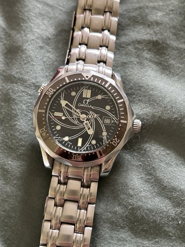 Omega seamaster 007 james - omega,