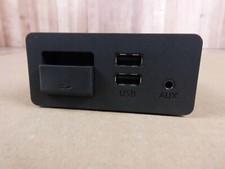 Mazda CX3 CX-3 CX5 CX-5 I KE lecteur SD chariot USB port socket D09H-669U0