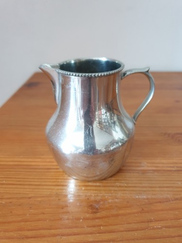 Pot lait ancien les - les, etains