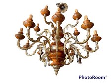 Spectaculaire et imposant lustre baroque en bois et laiton Italie 1950