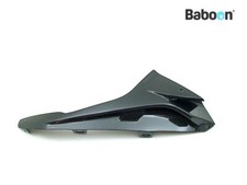 Carénage supérieur droite