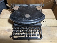 ancienne machine à écrire