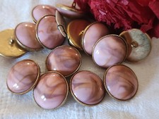 Lot 8 superbes boutons vintage