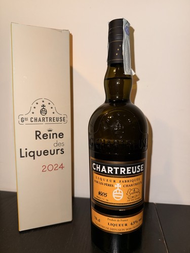 Chartreuse reines des liqueurs - chartreuse,