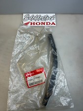 1 mousse dessous réservoir