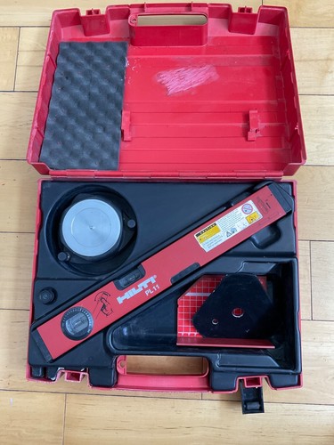 Hilti laser level and - 3v,