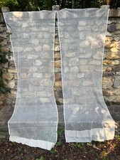 Ancienne paire de rideaux en