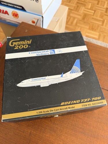 Gemini200 boeing 737 - gemini200, 737-700