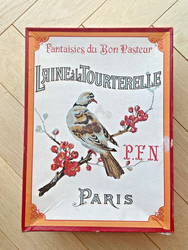 Ancienne boite laine à - laine,