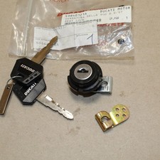 SERRURE DE SELLE + 2 CLES 400