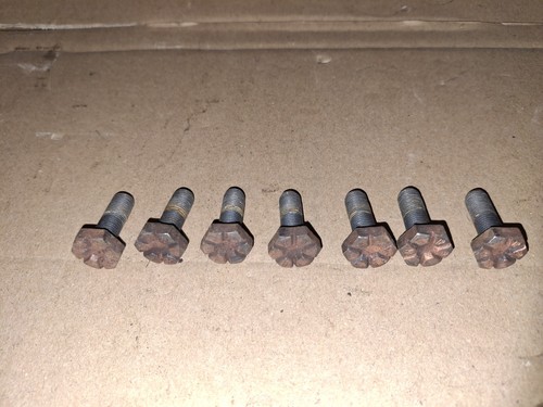 Vis volant moteur renault - 7x,