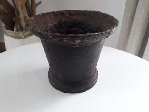 Antique cast iron - antique, truncated