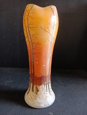 LEGRAS Vases à col lobé en verre à fond opacifié à décor Émaillé Hivernal H 34cm