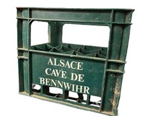 ANCIENNE CAISSE A TROU PORTE