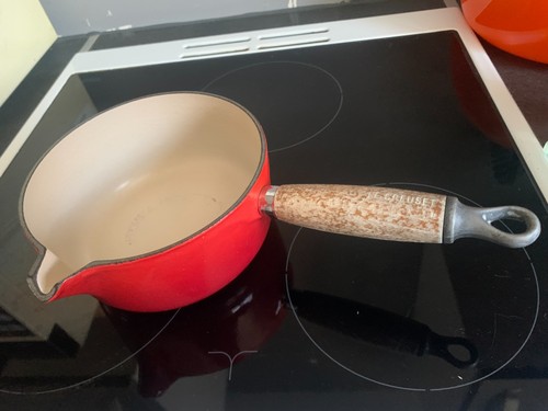 Creuset casserole avec - le,