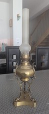 Lampe À Pétrole Tripode 