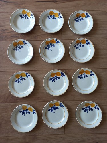 Dinette lot assiettes rose - assiettes,