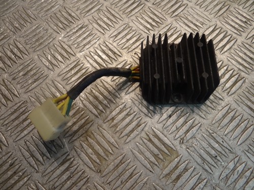 Regulateur tension quad - regulateur,