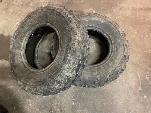 Pneus dunlop avant quasiment - avant,