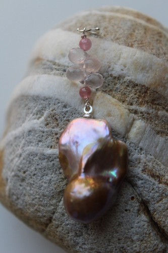 Pendentif très grande perle - très,