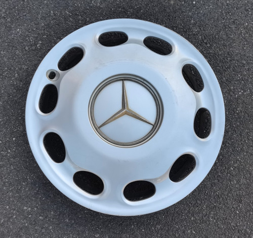 Enjoliveur mercedes - 1,
