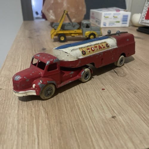Fait main camion citerne - main, camion-citerne