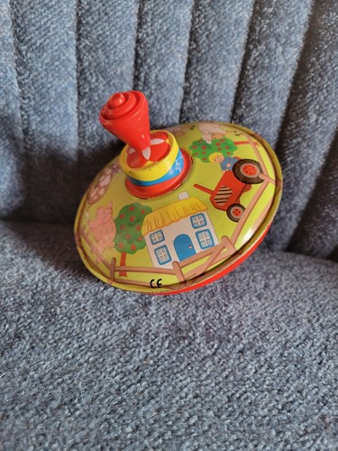 Ancienne petite toupie - ancienne,