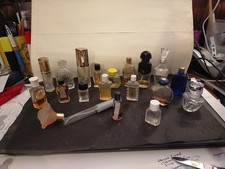 lot de miniatures de parfum