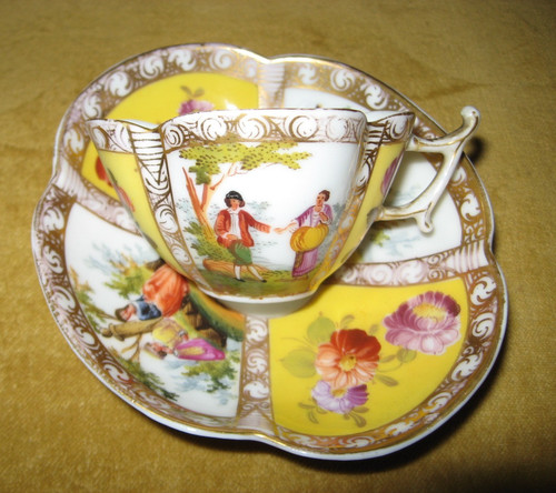 Tasse polylobée jaune - polylobée, xixème