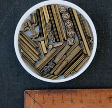 Lot de fers à dorer plaque matériel reliure dorure ancien cuir bronze laiton