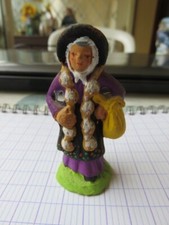 Santon Fouque "Dame à l'ail"