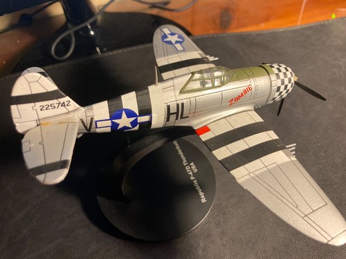 Avion republic 47d - avion, p-47d