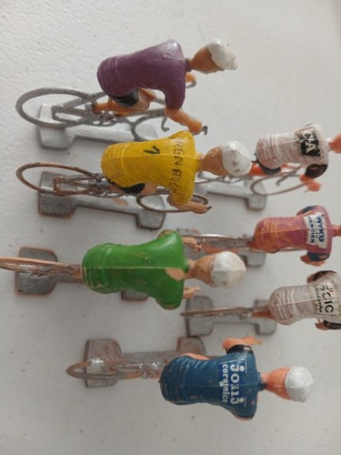 Coureurs cyclistes cofalus - coureurs,