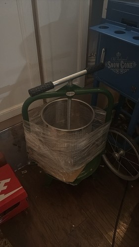 Montana manual fruit press - manual,
