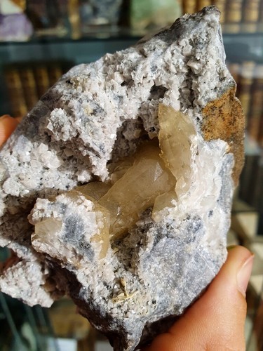 Calcite dans géode - de, dolomie