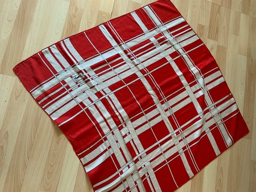 Foulard yves saint - foulard, laurent