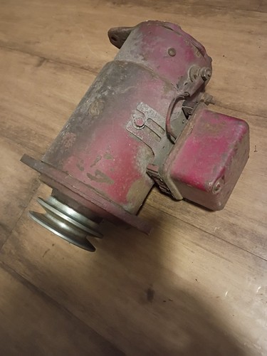 Wheel horse garden tractor - wheel,