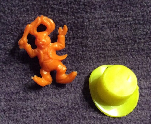 Vintage gumball cracker jack - gumball,