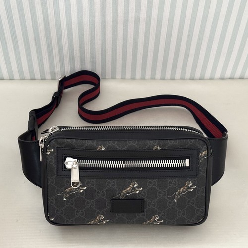 Sac ceinture gucci supreme - gucci,
