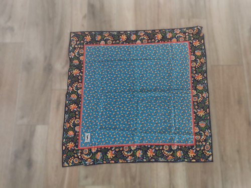 Yves saint laurent foulard - yves,