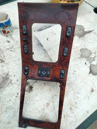 Platine bouton lève vitre - platine,