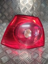 Feu arriere principal gauche