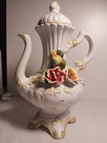 Théière ornée fleur de - théière,