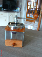 ANCIEN  ET SUPERBE MOULIN A