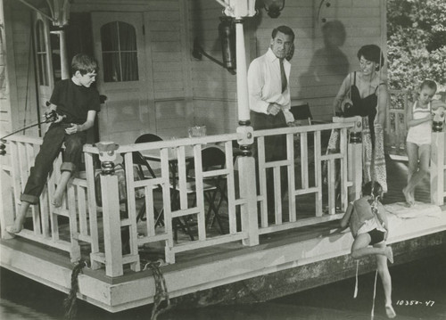 Houseboat sophia loren - sophia,