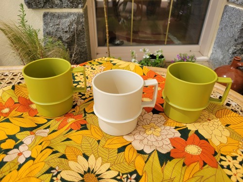Tupperware lot tasses à - tupperware,