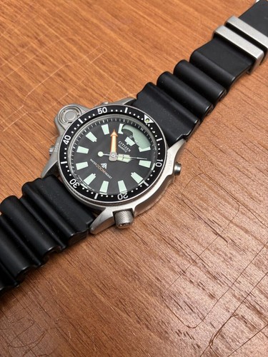 Citizen aqualand divers watch - divers,