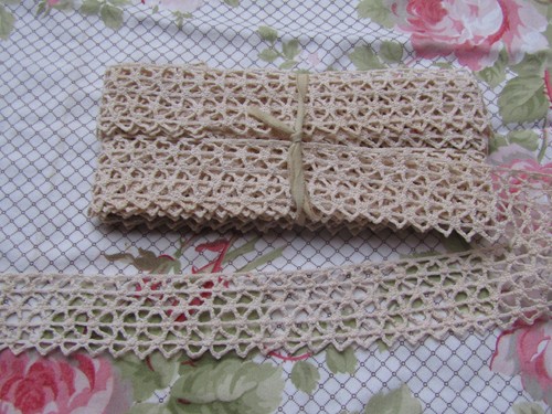 500 dentelle ancienne - cm, de