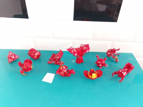 Lot 10 figurines - de,